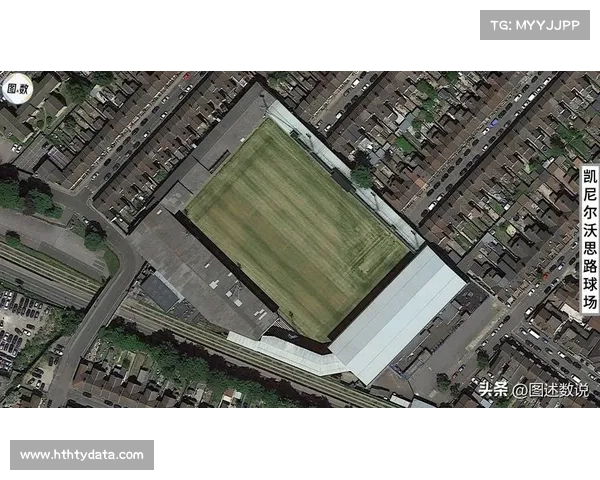 球场草皮质量争议频发，英超俱乐部联合采购新系统